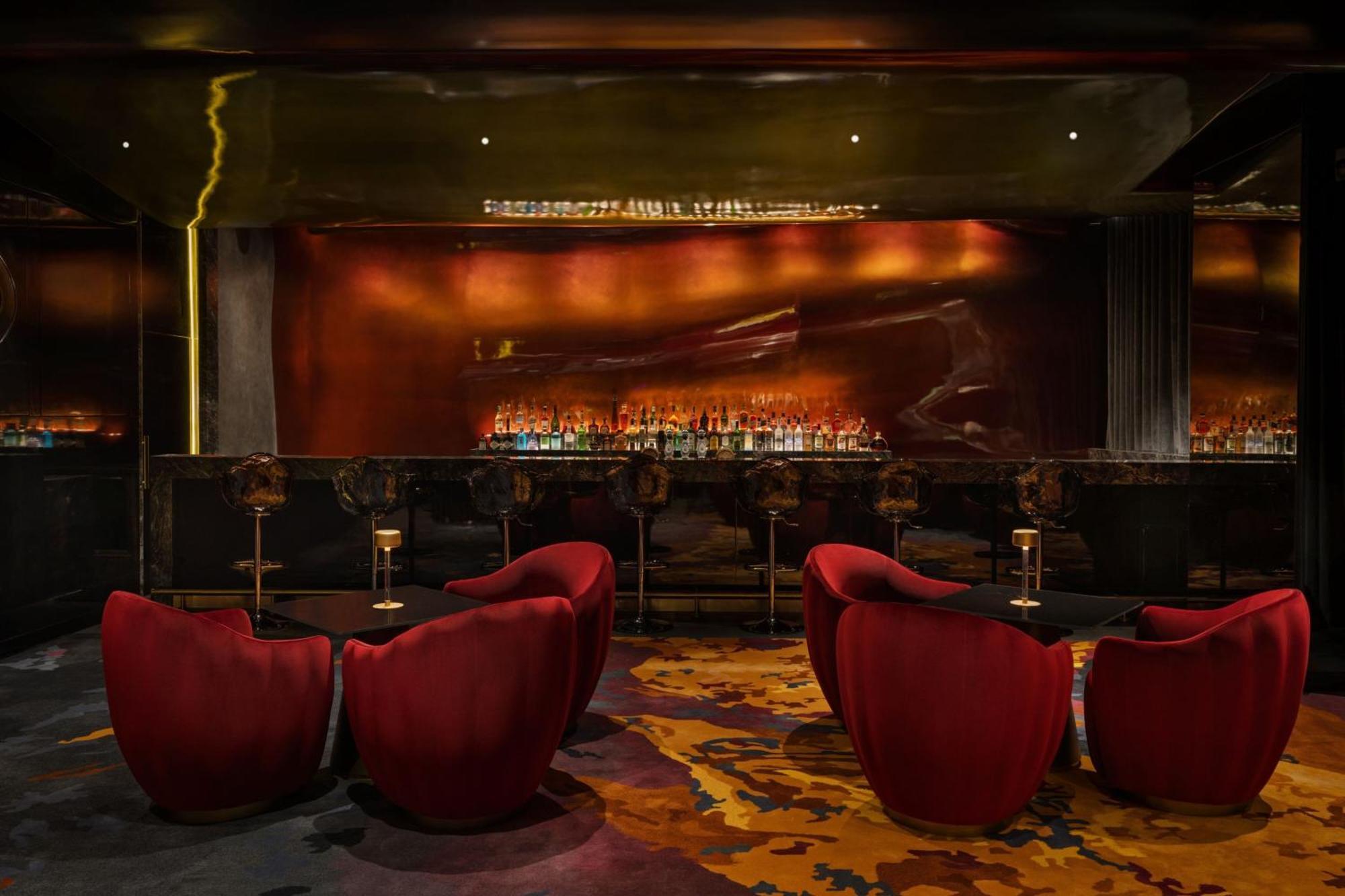 فندق دبليو دبي, النخلة المظهر الخارجي الصورة The bar at the nightclub